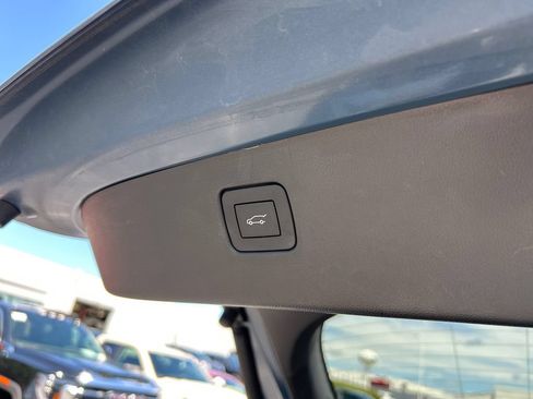 Certified 2025 Buick Envista Avenir FWD image 36