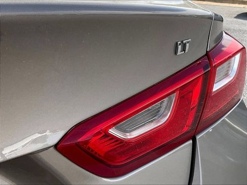 Used 2023 Chevrolet Malibu LT FWD image 27