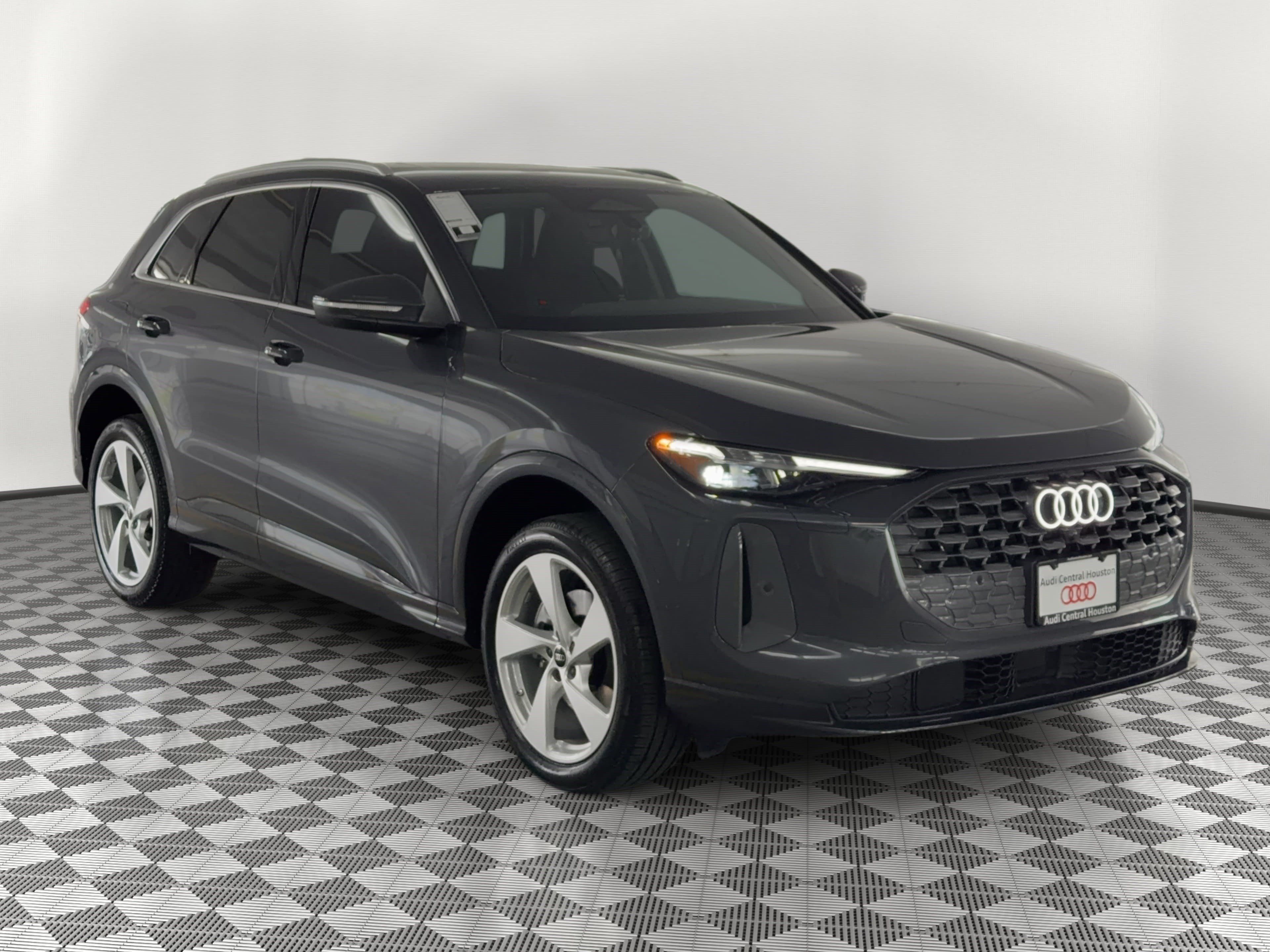 New 2026 Audi Q5 Premium Plus AWD/4WD image 7