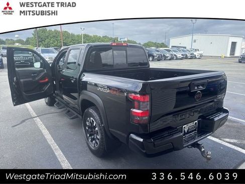 Used 2022 Nissan Frontier PRO-4X w/ Off-Road Protection Package image 9