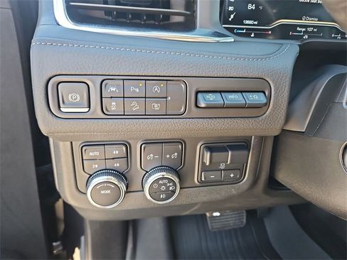 Used 2024 GMC Yukon Denali w/ Max Trailering Package image 18