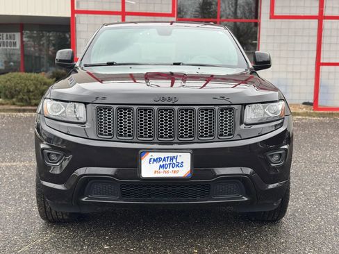 Used 2015 Jeep Grand Cherokee Altitude AWD/4WD image 8