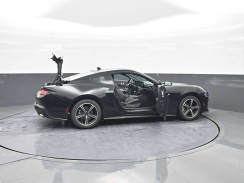 Used 2024 Ford Mustang Premium image 42