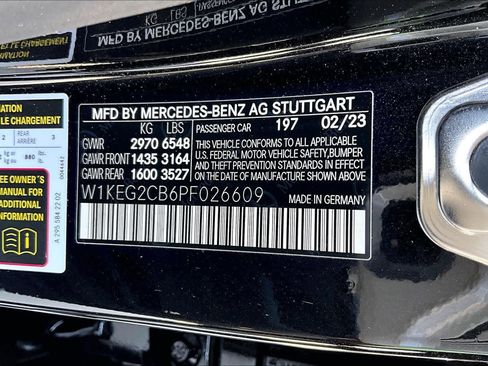 Used 2023 Mercedes-Benz EQE 500 4MATIC Sedan image 32