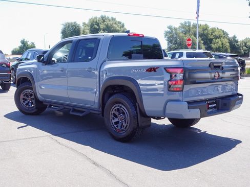 Used 2025 Nissan Frontier PRO-4X AWD/4WD image 9