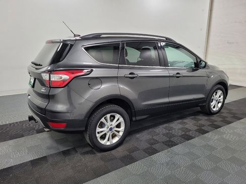 Used 2017 Ford Escape SE w/ Equipment Group 201A AWD/4WD image 10