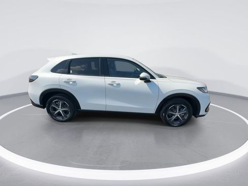 Used 2023 Honda HR-V EX-L image 9