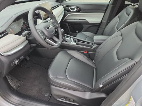 New 2026 Jeep Compass Limited AWD/4WD image 30