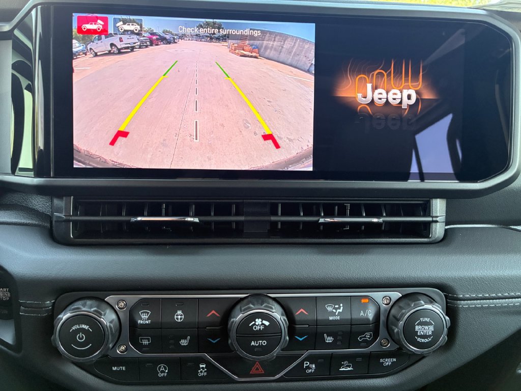 New 2026 Jeep Wrangler Unlimited Sahara AWD/4WD image 9