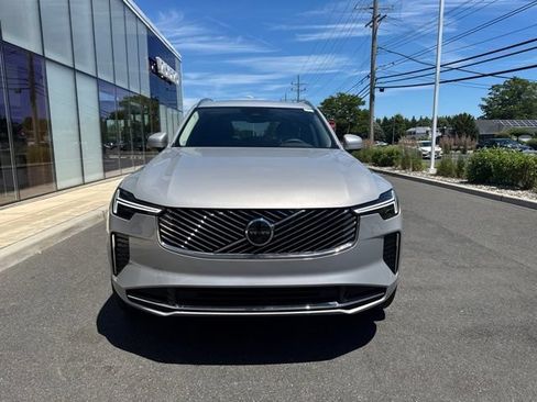 Certified 2025 Volvo XC90 B6 Plus AWD/4WD image 7