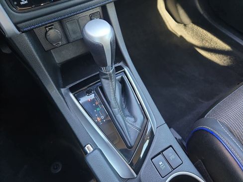 Used 2019 Toyota Corolla L image 29