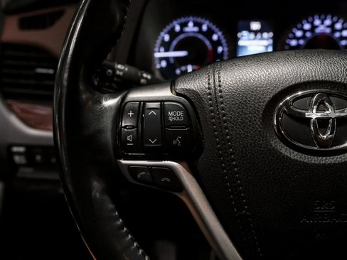 Used 2019 Toyota Sienna Limited Premium AWD/4WD image 15