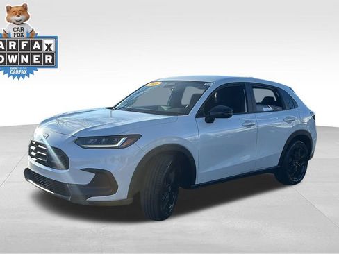 Certified 2023 Honda HR-V Sport image 3