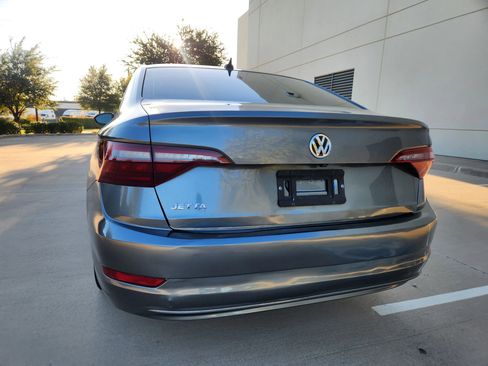 Used 2020 Volkswagen Jetta SE image 20