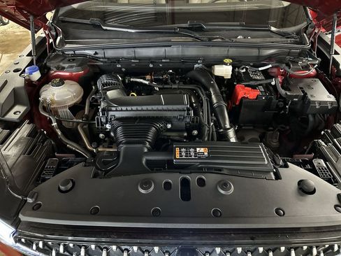 Used 2024 Lincoln Nautilus Reserve w/ Equipment Group 202A image 18