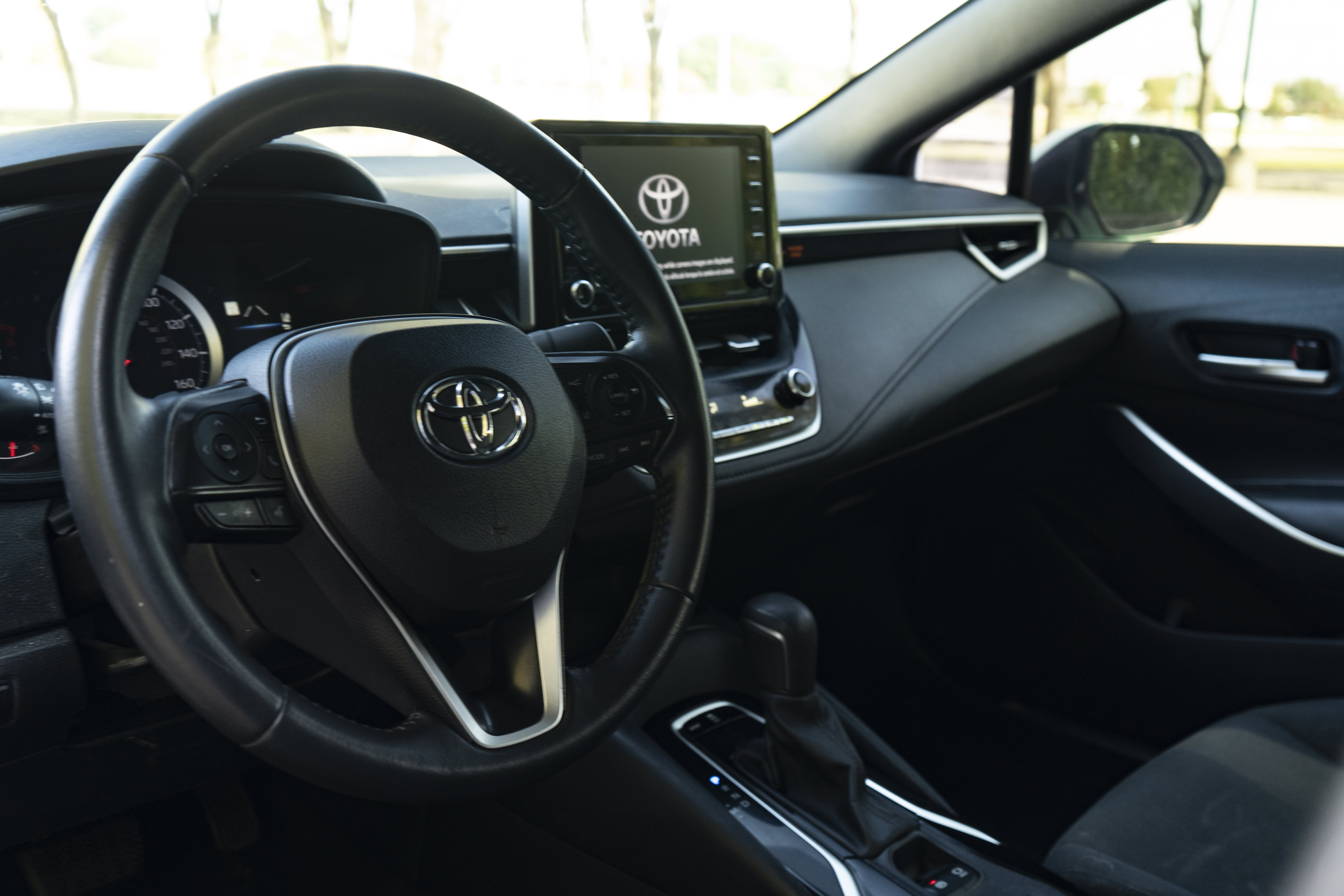 Used 2021 Toyota Corolla SE w/ Carpet Mat Package (TMS) FWD image 16