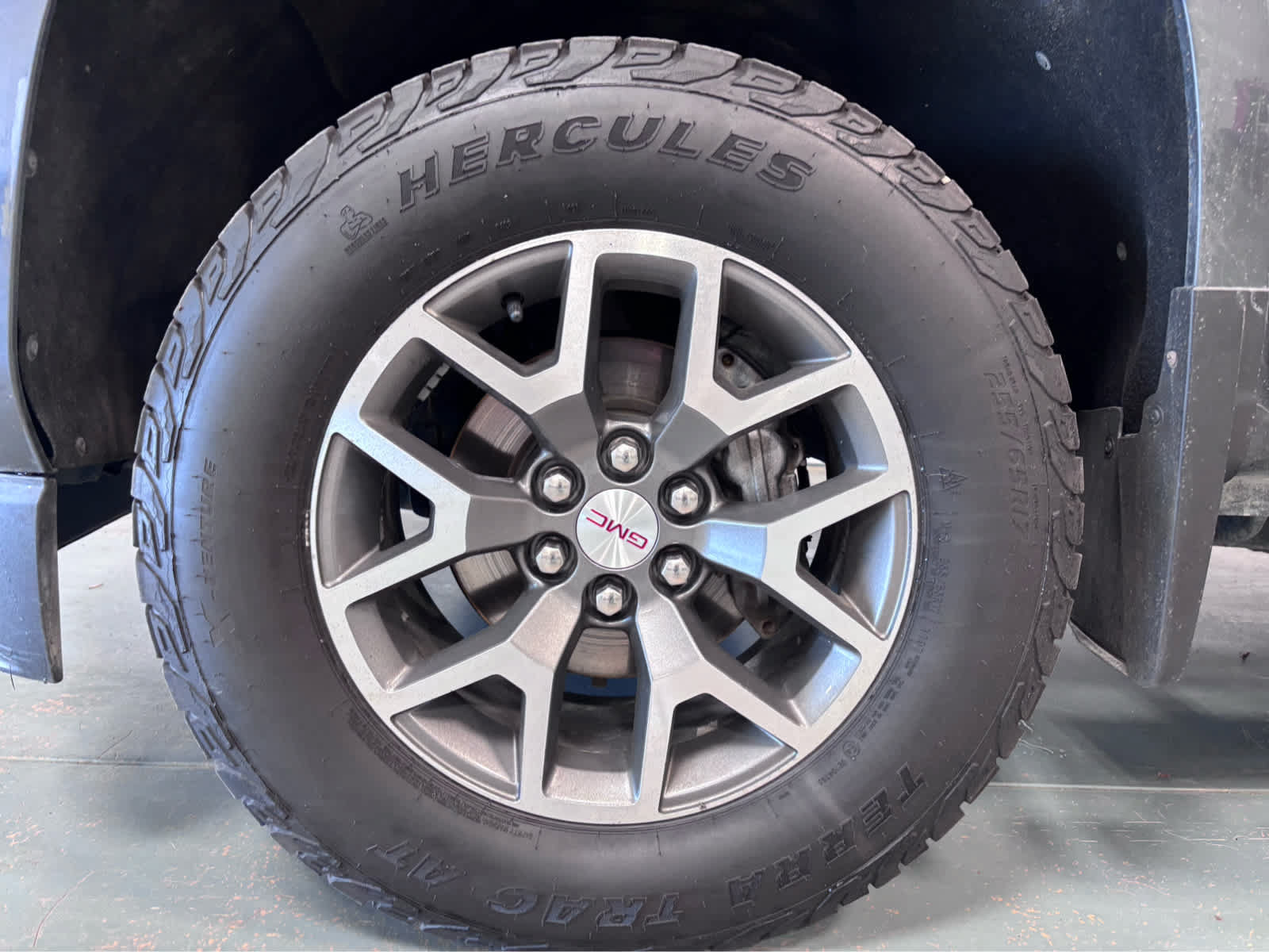 Used 2016 GMC Canyon SLE w/ All Terrain Package AWD/4WD image 11