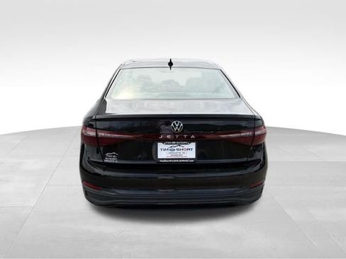 Used 2025 Volkswagen Jetta S FWD image 9
