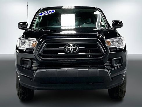 Used 2022 Toyota Tacoma SR image 2