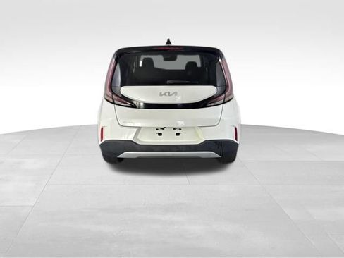 Certified 2023 Kia Soul LX w/ Option Group 015 FWD image 8