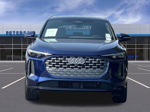 Used 2025 Audi Q5 Premium Plus AWD/4WD image 9