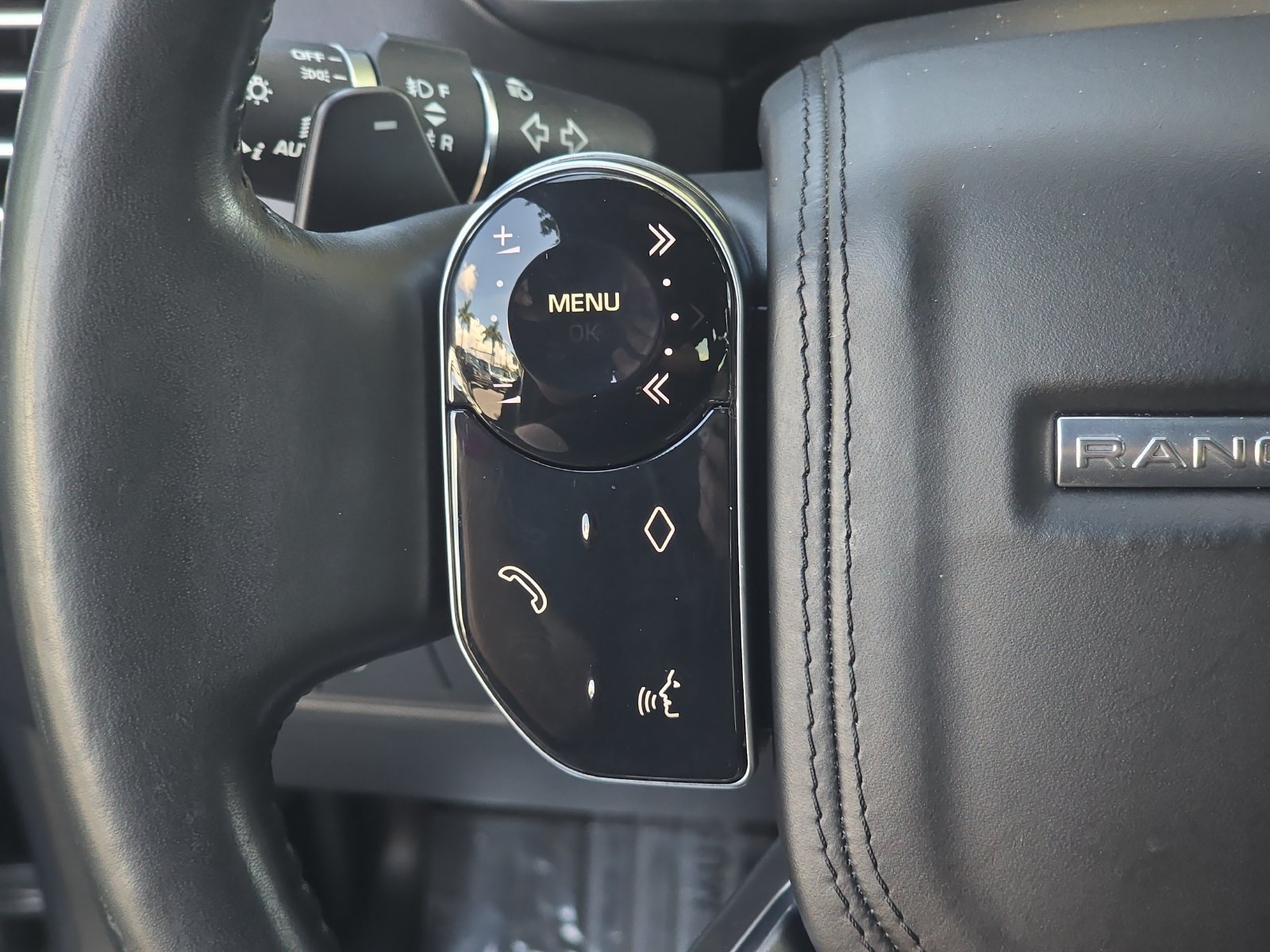 Used 2020 Land Rover Range Rover HSE AWD/4WD image 23