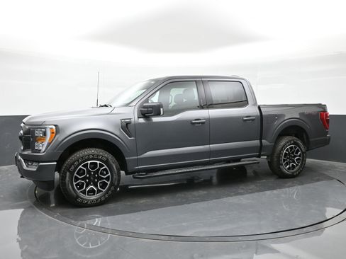 Used 2021 Ford F150 XLT w/ Equipment Group 302A High image 4
