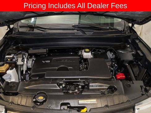 Used 2020 Nissan Pathfinder SV w/ Cargo Package FWD image 19