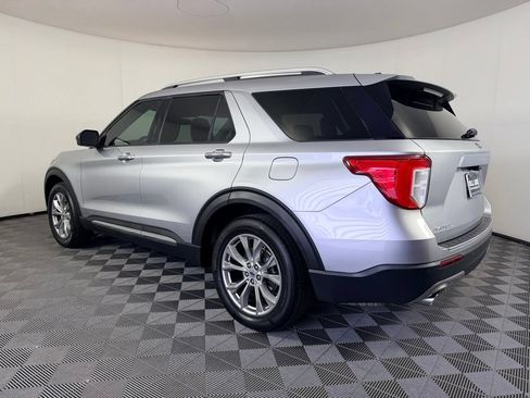 Used 2022 Ford Explorer Limited AWD/4WD image 10