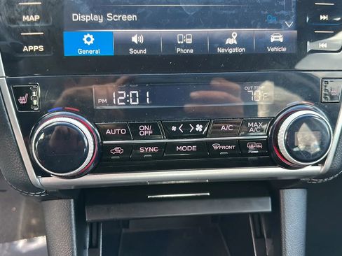 Used 2018 Subaru Legacy 2.5i Premium image 37