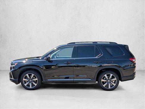 Used 2025 Honda Pilot Elite image 9