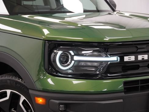 Used 2023 Ford Bronco Sport Outer Banks w/ Tech Package AWD/4WD image 5