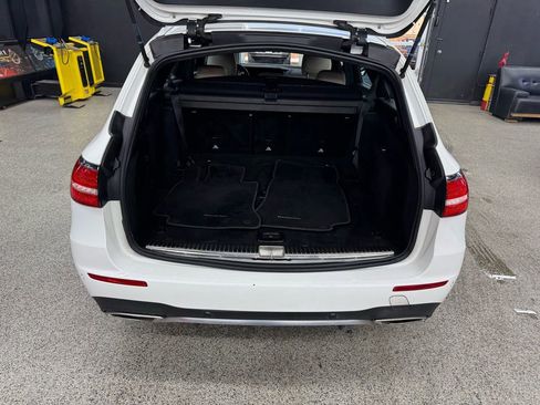 Used 2017 Mercedes-Benz E 400 4MATIC image 13