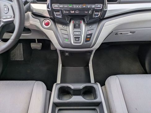 Used 2018 Honda Odyssey EX image 19