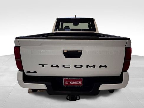 Used 2026 Toyota Tacoma SR5 AWD/4WD image 5