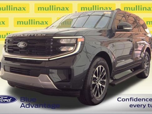 Certified 2025 Ford Expedition Platinum image 2