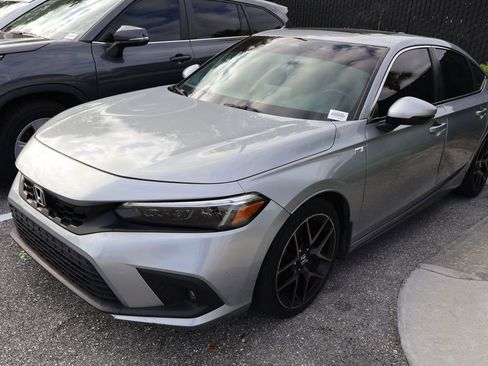 Used 2023 Honda Civic Sport Touring image 2