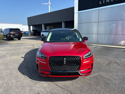 Certified 2023 Lincoln Corsair AWD w/ Equipment Group 101A image 2