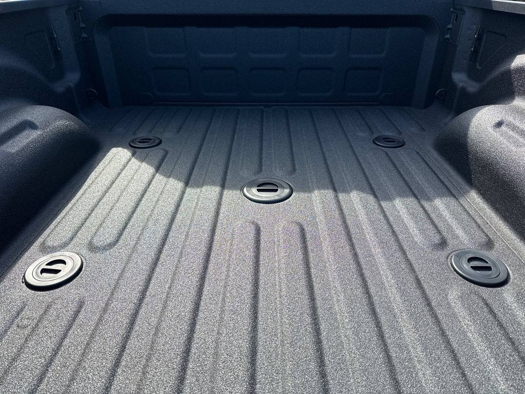 New 2027 RAM 2500 Limited AWD/4WD image 12