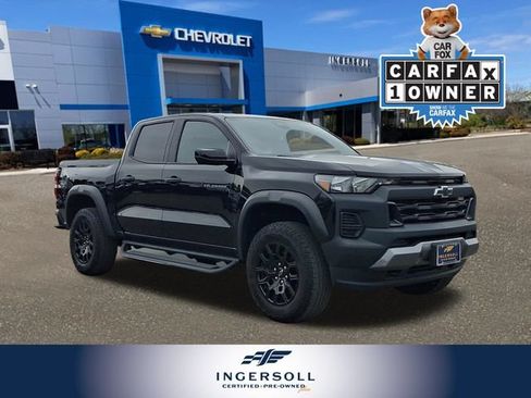 Used 2023 Chevrolet Colorado Trail Boss w/ Advanced Trailering Package AWD/4WD image 1