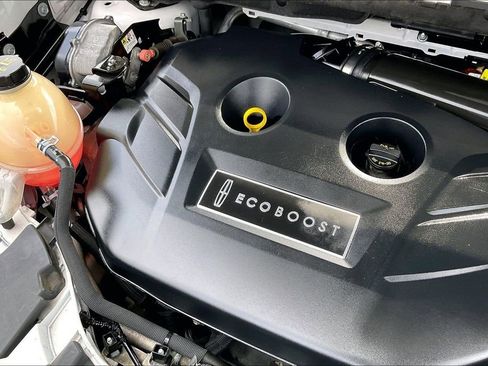 Used 2017 Lincoln MKC Select image 32