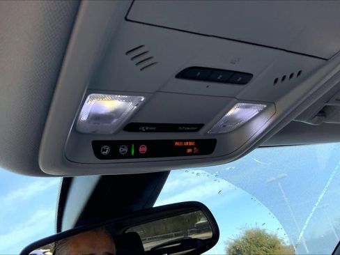 Used 2022 Chevrolet Blazer LT image 34