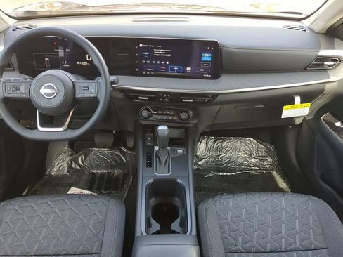 Used 2026 Nissan Kicks SV image 15