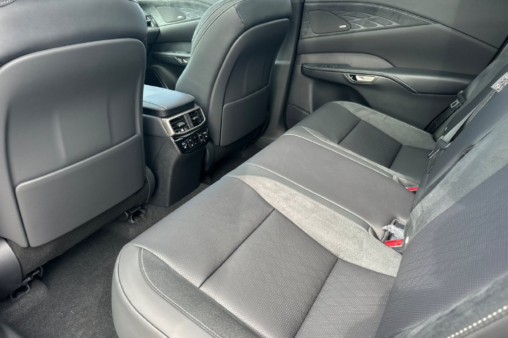 New 2026 Lexus RX 350 w/ Convenience Package AWD/4WD image 12