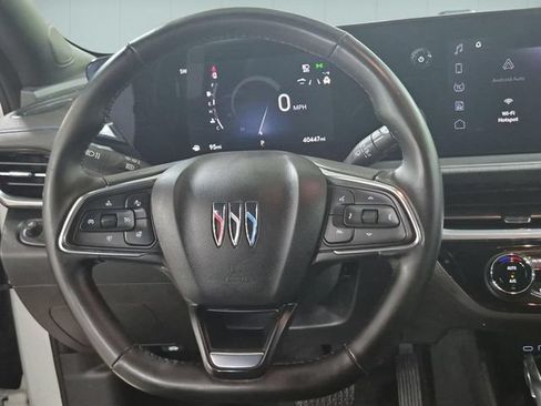Used 2024 Buick Envista Sport Touring w/ Convenience I Package FWD image 21