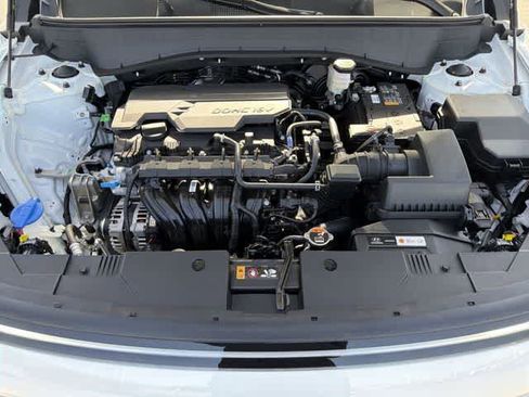 New 2026 Hyundai Kona SE image 11