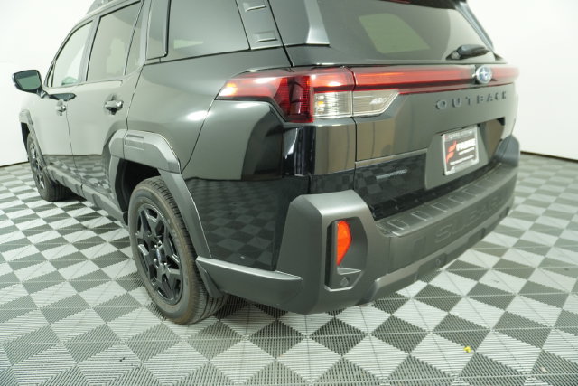Used 2026 Subaru Outback Limited AWD/4WD image 12