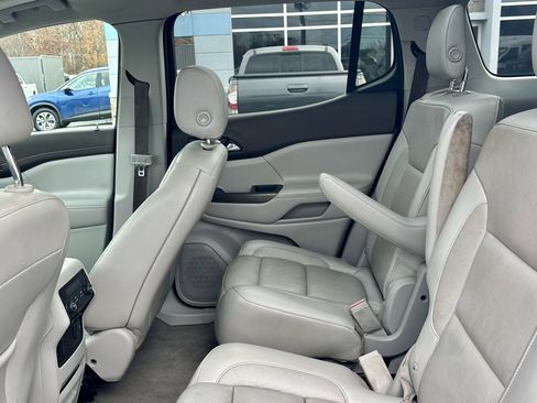 Used 2019 GMC Acadia SLT image 19