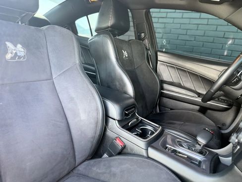 Used 2019 Dodge Charger Scat Pack w/ Plus Group image 18