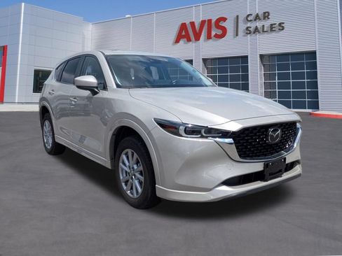 Used 2025 MAZDA CX-5 AWD 2.5 S w/ Preferred Package image 3